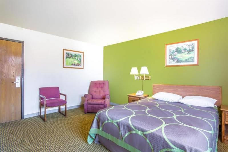 Super 8 By Wyndham Richmond/Chamberlayne Rd Hotell Exteriör bild